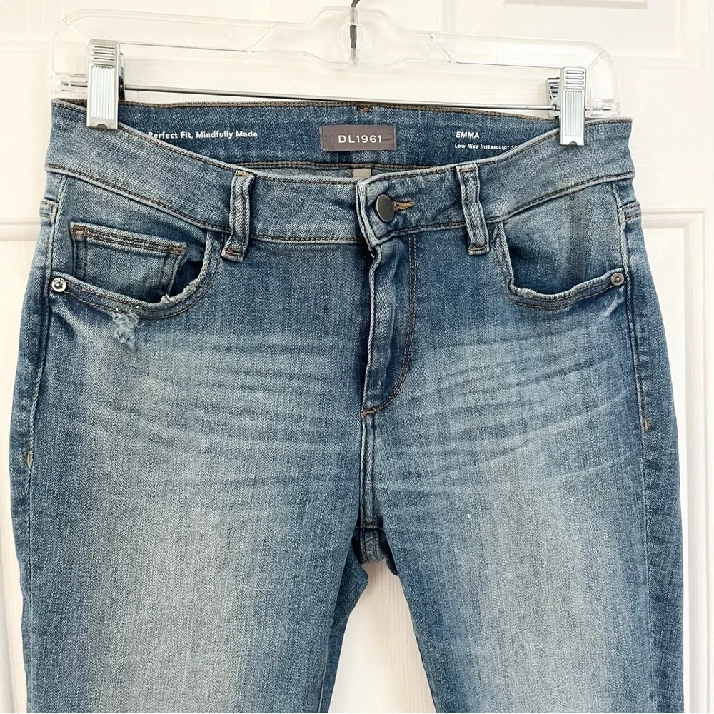 DL1961 Emma Low Rise Instasculpt Jeans. 28